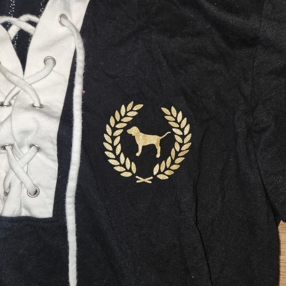 VICTORIA'S Secret Pink Black And Gold Glitter Shirt Size Small - Picture 3 of 4